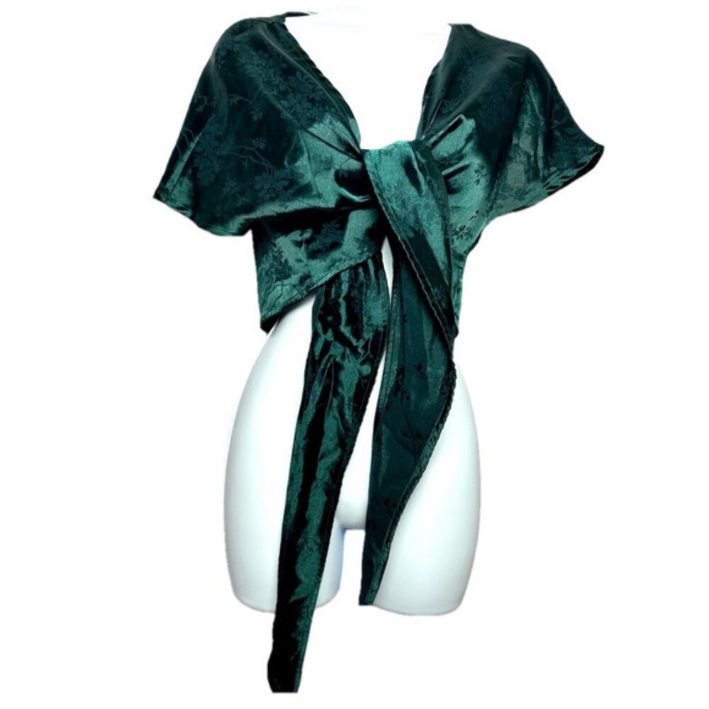 SHEIN silky green floral half waisted cape/kimono